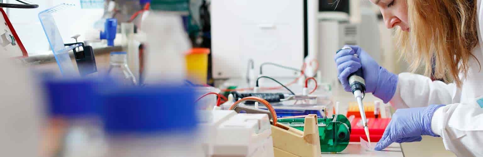Full-time MBA students dive into the world of tropical medicine